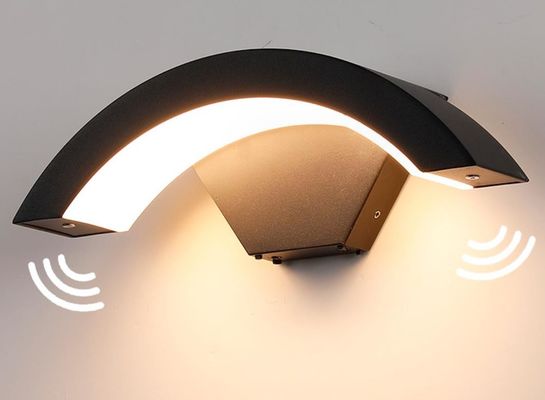 Đèn tường ngoài trời chống thấm tùy chỉnh Sconce hiện đại cho đèn nhà biệt thự